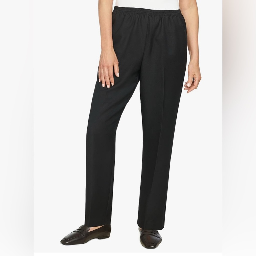 Alfred Dunner Women's Plus-Size Poly Proportioned Short Pant